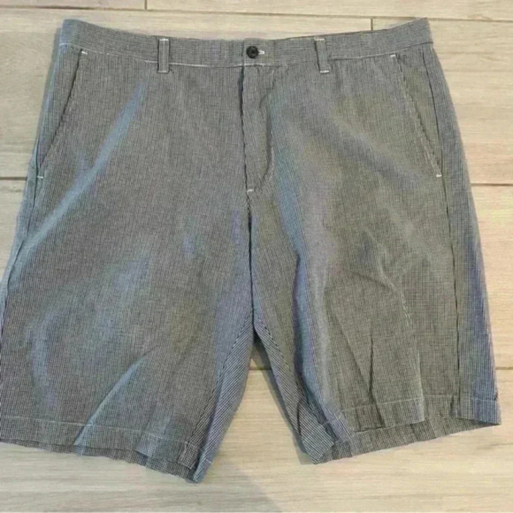 Sam’s Fifth Avenue black/white checkered shorts size 38
